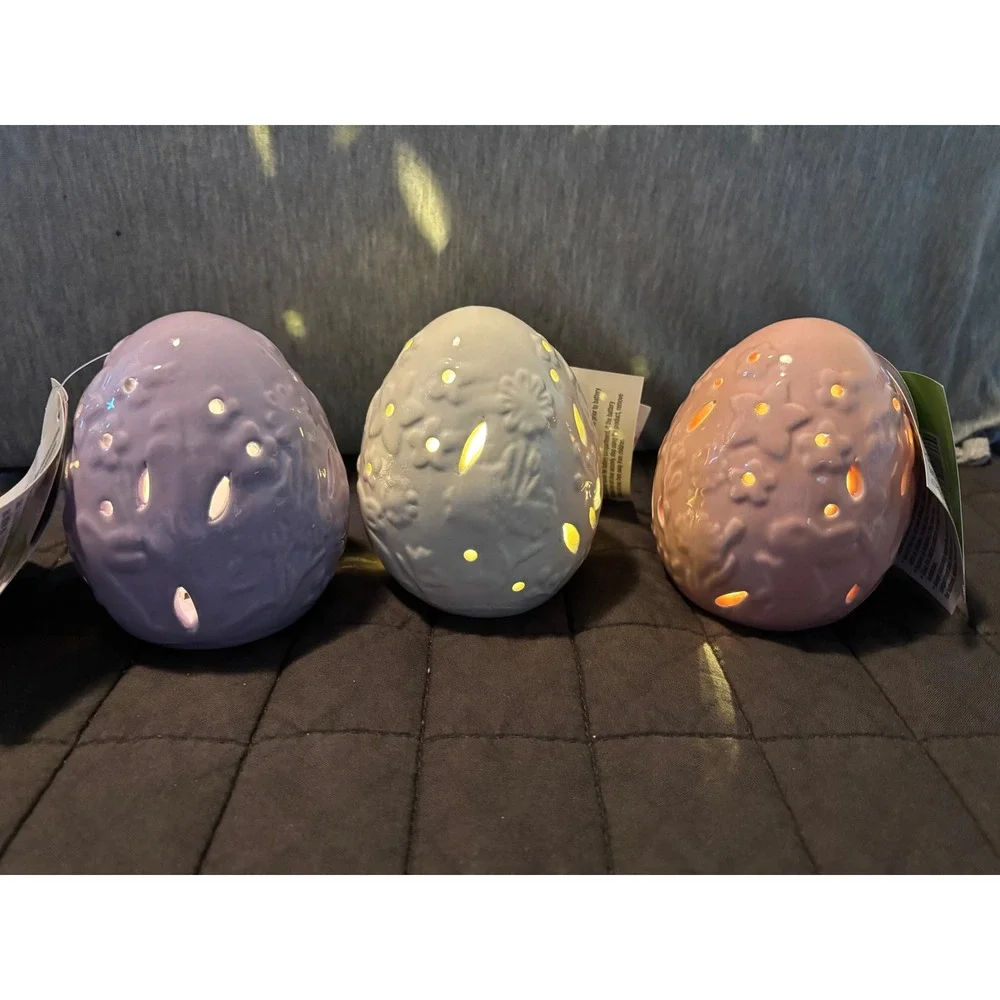 Set of 3 LED Light Up Ceramic Easter Eggs Pastel Bunny Floral Embossed Decor